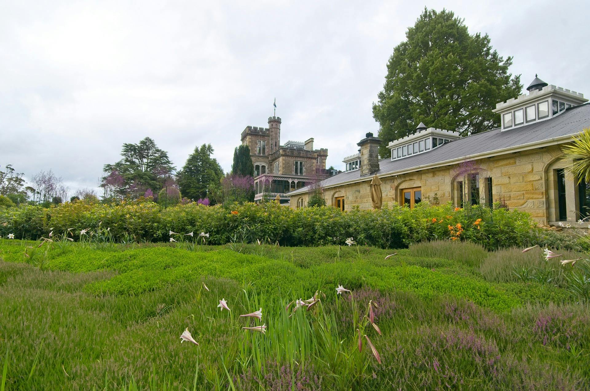 larnach-castle-gardens-5115051_1920